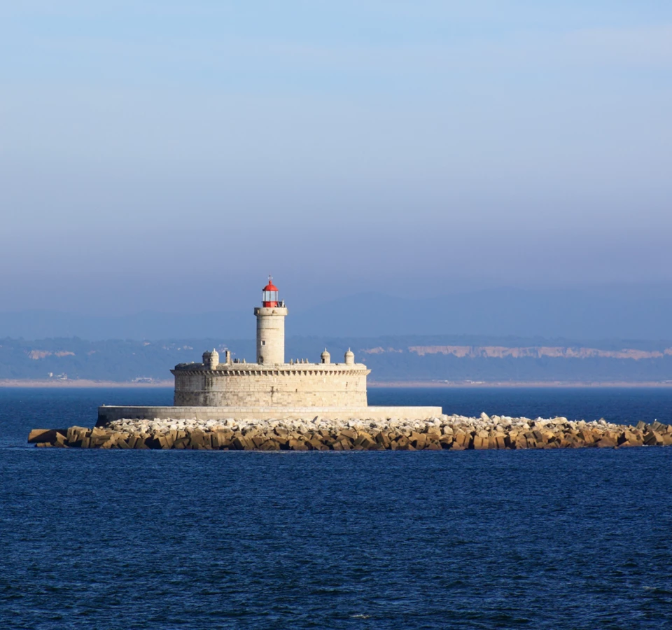 Bugio Lighthouse - Vanguard Properties