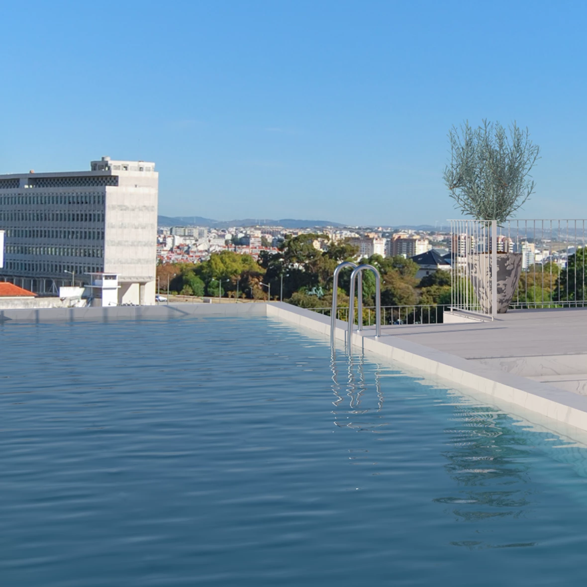 Piscina Exterior | Castilho 203