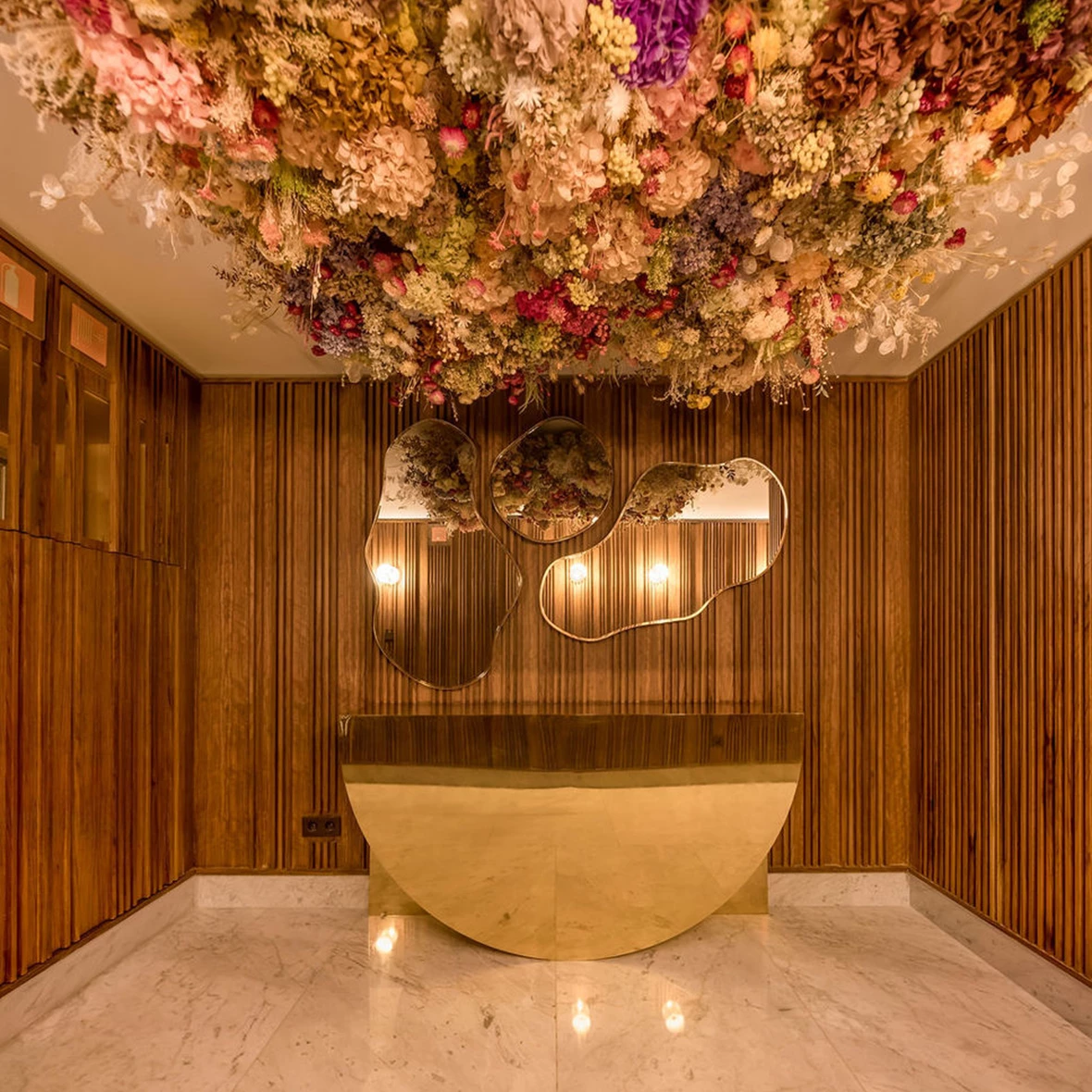 Entrada | Castilho 203